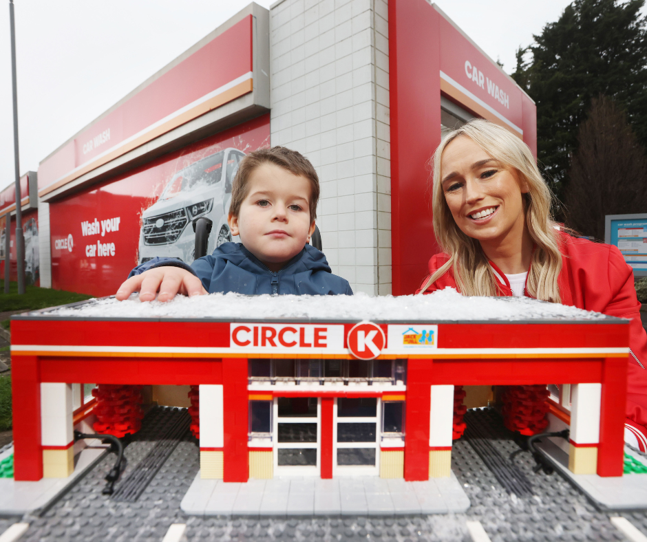 Jack and Jill supported child, Alex Dunne along side former Ireland footballer Stephanie Roche.