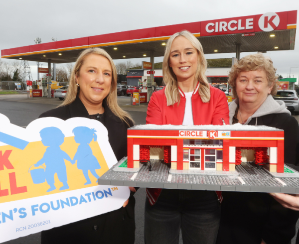 Alie Sheridan, Head of Fundraising in Jack and Jill, Stephanie Roche, Jack and Jill Liaison Nurse Manager Fiona Callaghan and Emmet Toft, Category Manager at Circle K Ireland.